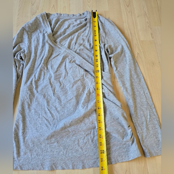 Old Navy And Love By Gap Maternity Shirts Size Small - Picture 5 of 14